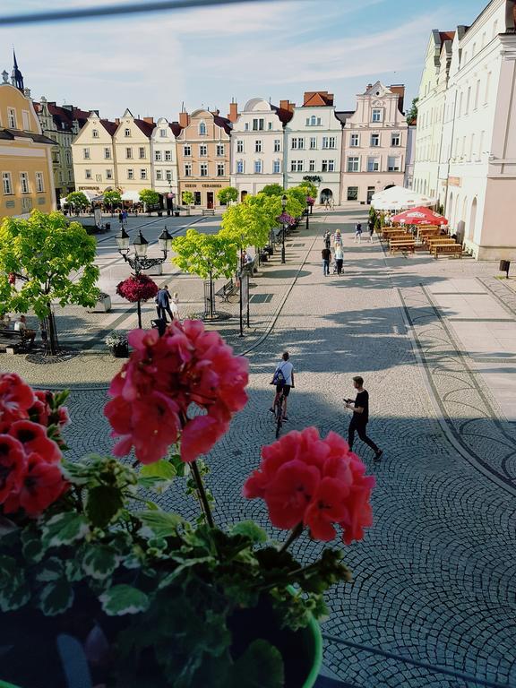 Apartamenty Przy Ratuszu Boleslawiec  Bagian luar foto