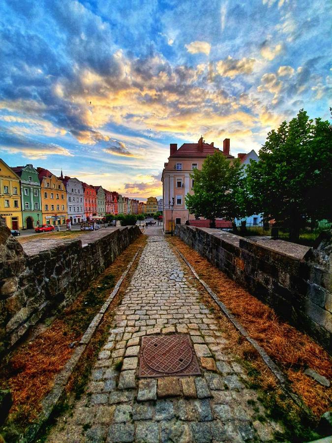 Apartamenty Przy Ratuszu Boleslawiec  Bagian luar foto